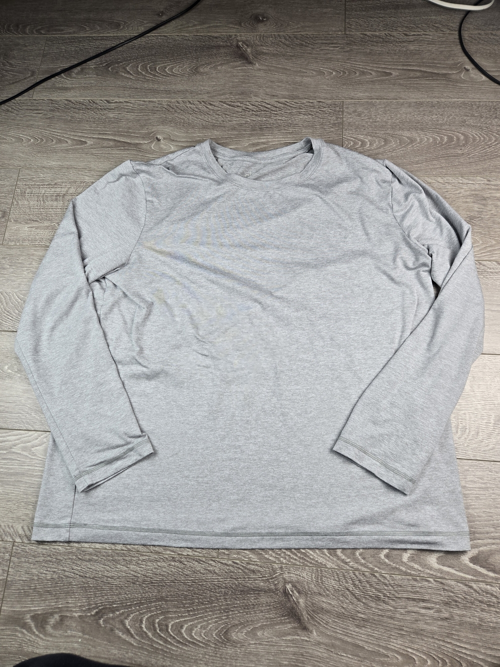 Alo mens long sleeve shirt Heather grey Crewneck